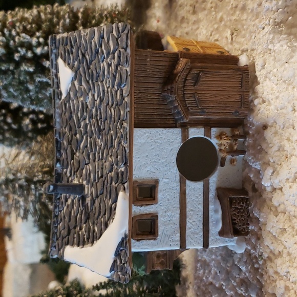 DEPARTMENT 56 - Alpine Village Series - Milch Käse - In Original Box - Picture 6 of 11